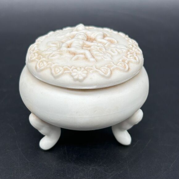 Vintage Bisque Cherub Trinket Ring Box 207 - Picture 2 of 8